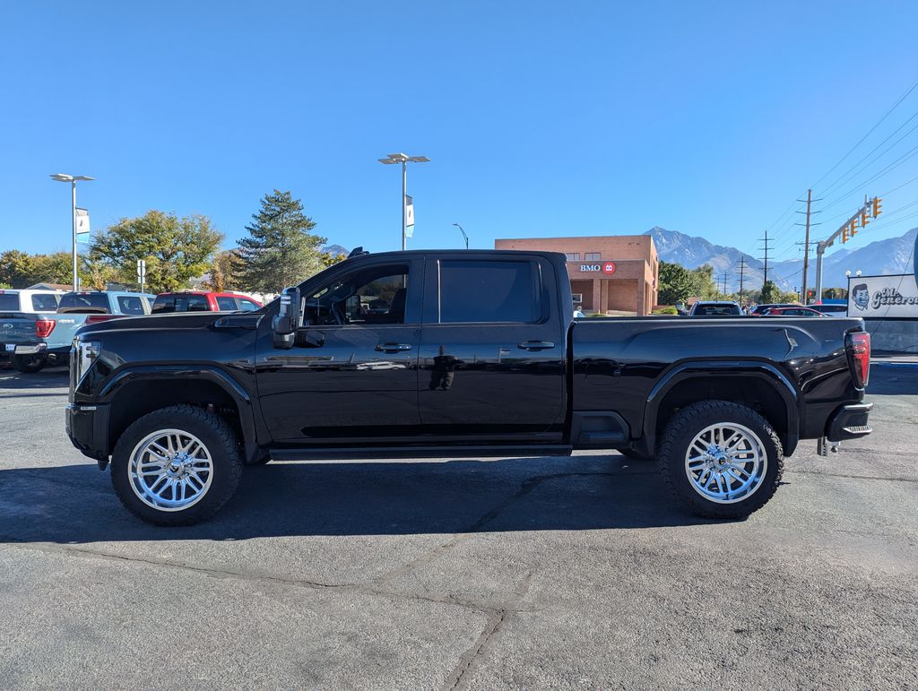 2024 GMC Sierra 3500HD AT4 11