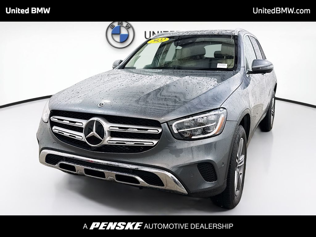 2022 Mercedes-Benz GLC GLC300's photo