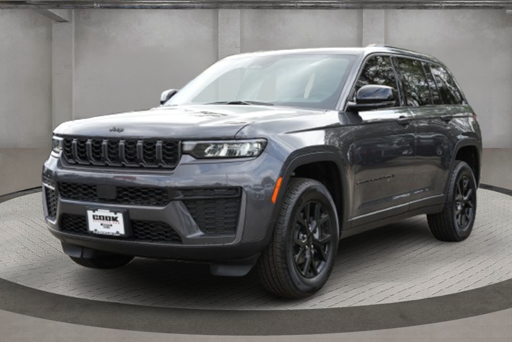 2026 Jeep Grand Cherokee Laredo - 0