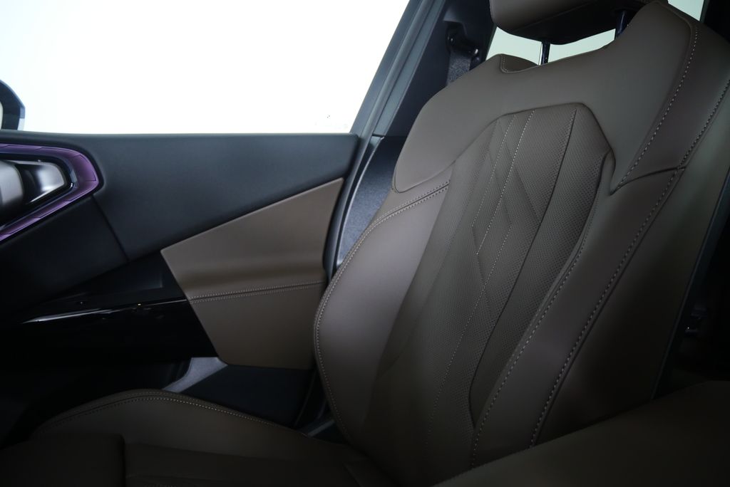 Thumbnail: 2026 BMW X3 - 22