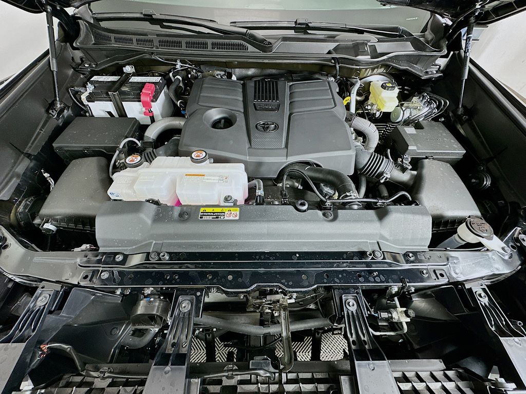 2025 Toyota Tundra Limited 31