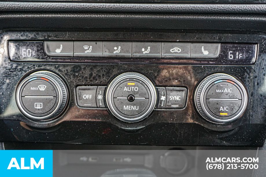 2024 Volkswagen Taos SE - Photo 43