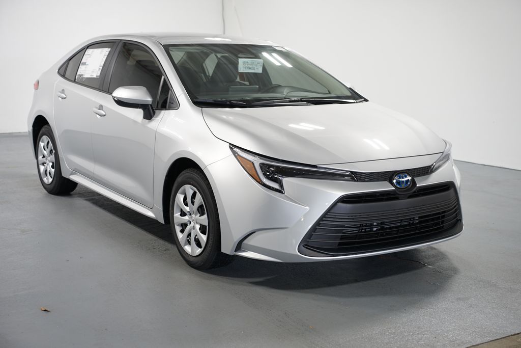Thumbnail: 2025 Toyota Corolla - 3