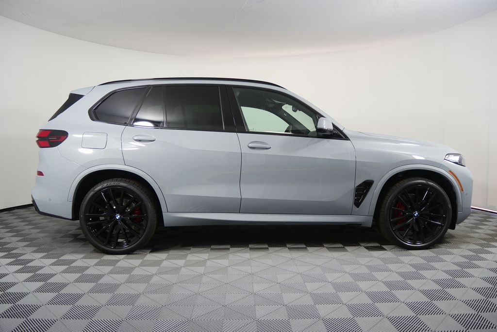 Thumbnail: 2026 BMW X5 - 2
