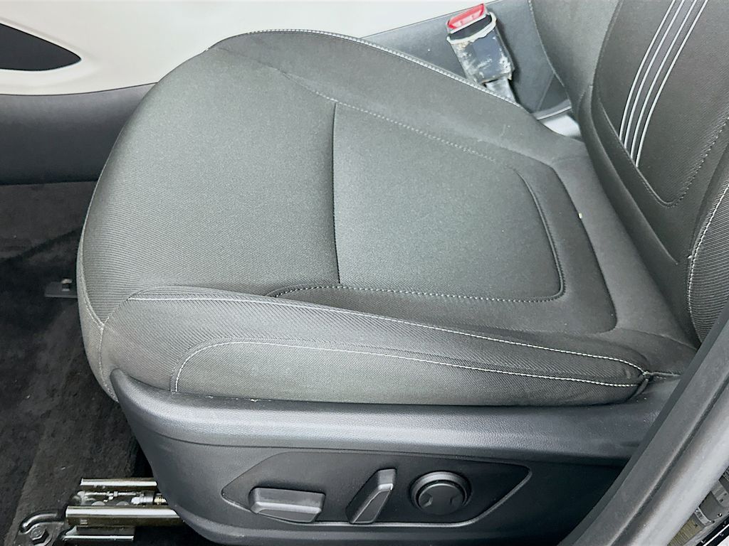 Thumbnail: 2023 Hyundai Tucson - 19