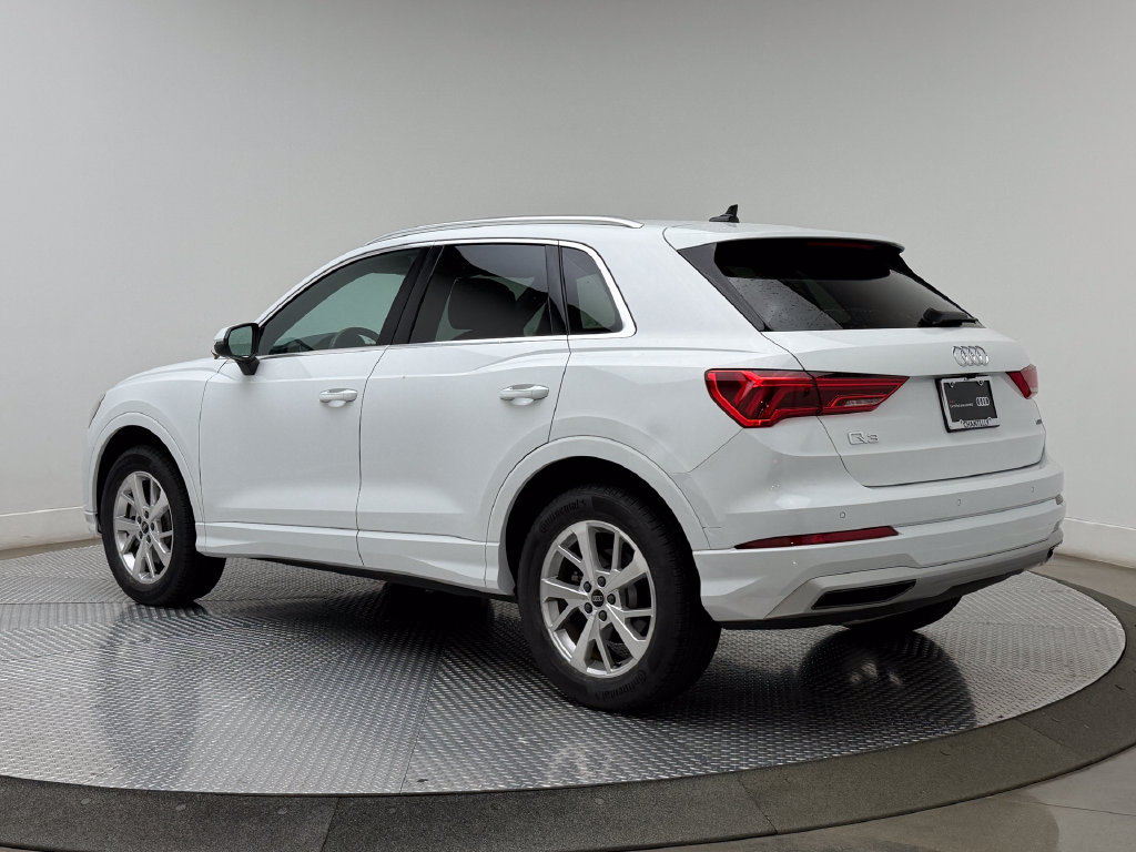 Thumbnail: 2023 Audi Q3 - 6
