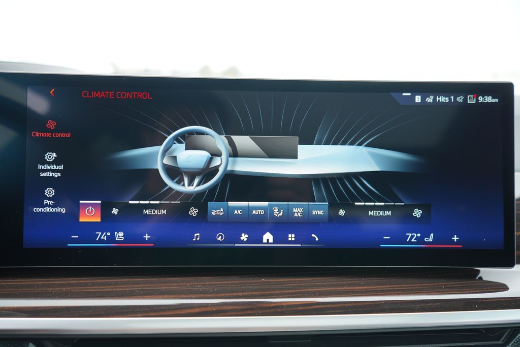 Thumbnail: 2026 BMW X5 - 17