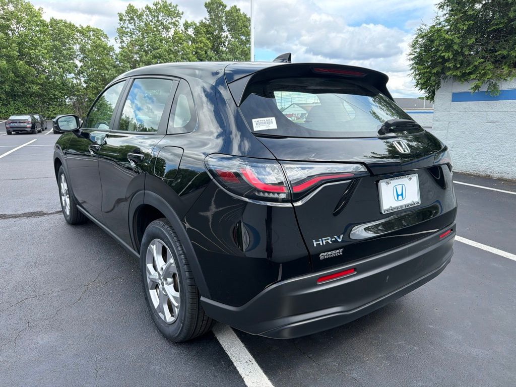 Thumbnail: 2024 Honda HR-V - 3