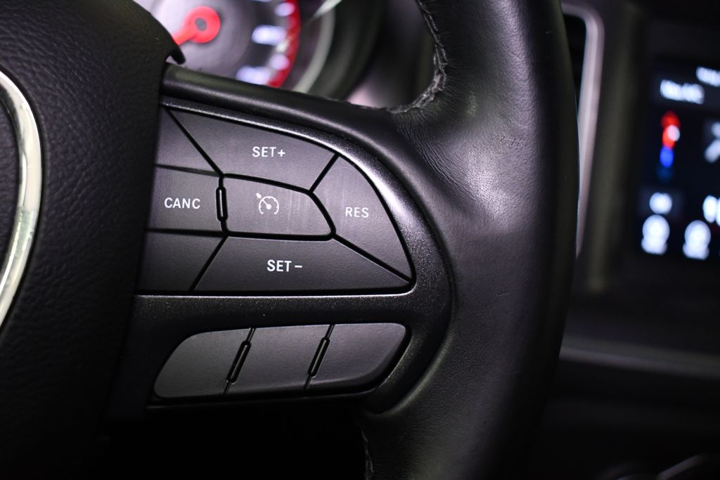 Thumbnail: 2019 Dodge Charger - 24