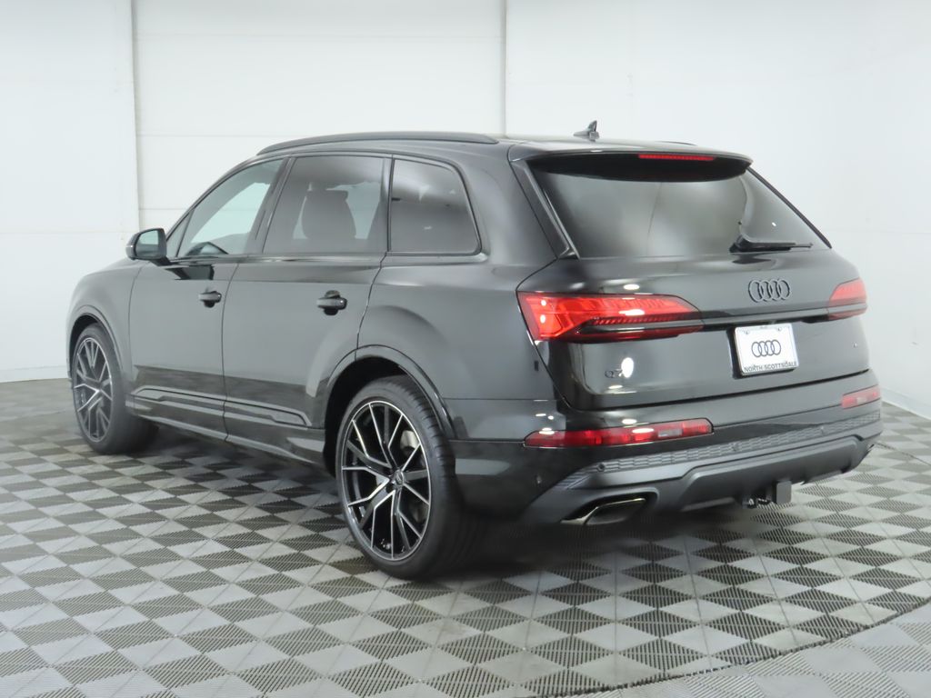 Thumbnail: 2025 Audi Q7 - 7