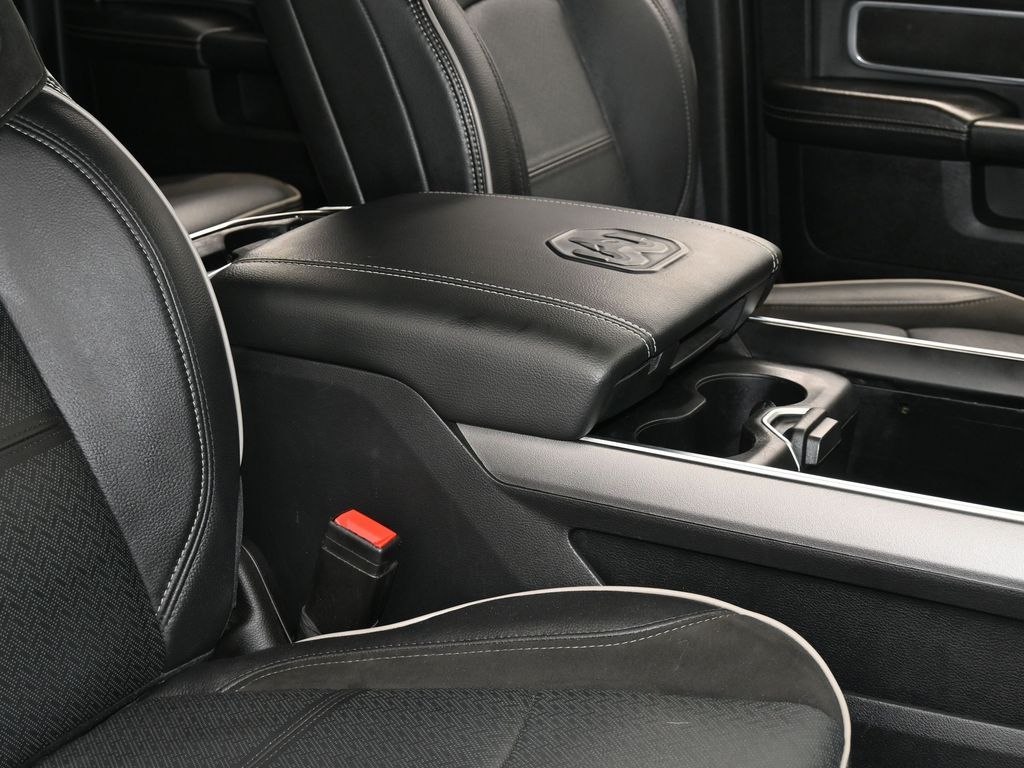 Used 2024 Diamond Black Crystal Pearlcoat Ram Laramie image 57
