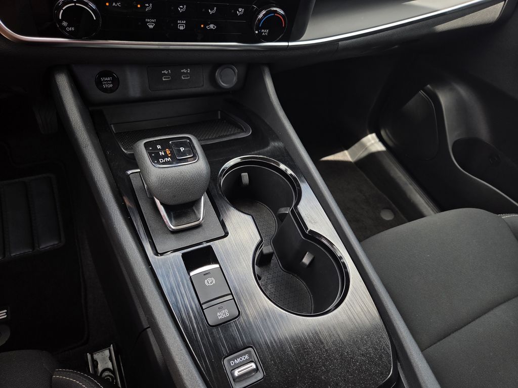 Used 2024 Nissan Rogue SUV