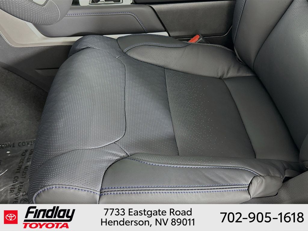 2026 Toyota Tundra Platinum - Photo 12