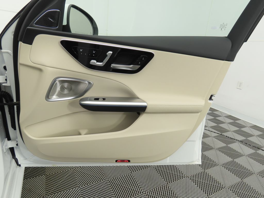 Thumbnail: 2025 Mercedes-Benz C-Class - 27