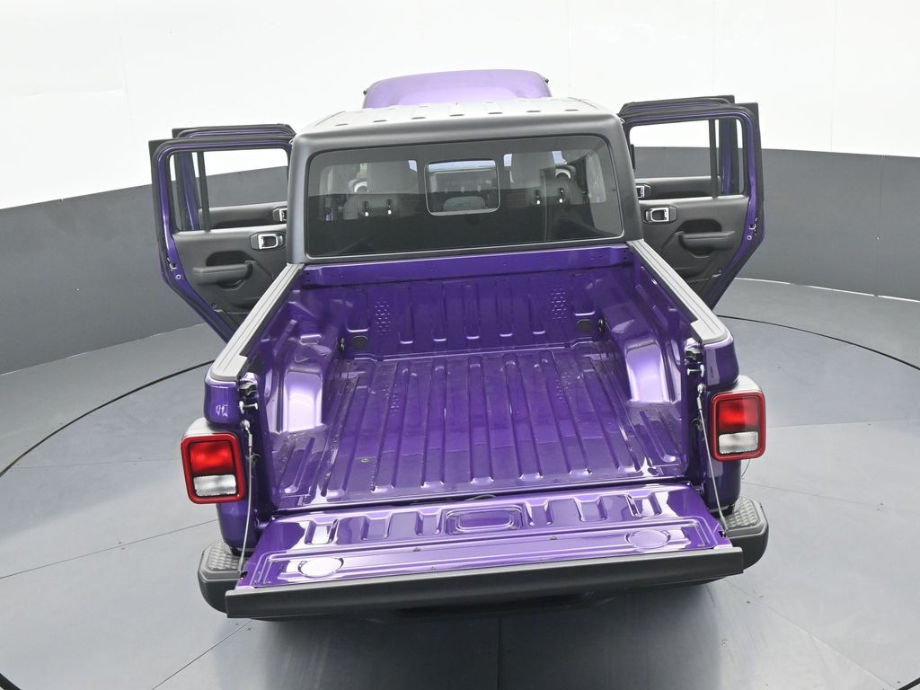 New 2026 reign Jeep Sport image 50