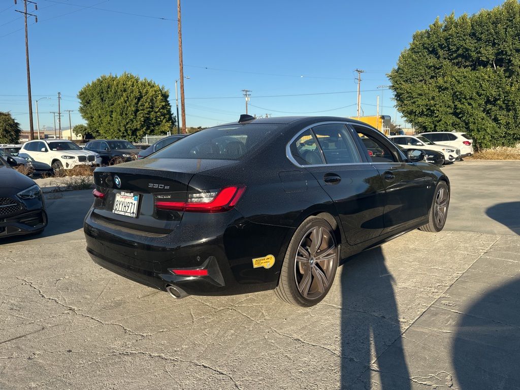 2022 BMW 3 Series 330e iPerformance 3