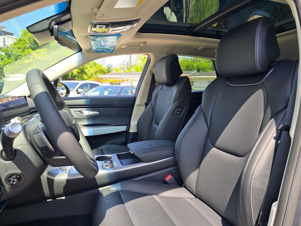 New 2026 Black Genesis 2.5T Advanced image 5