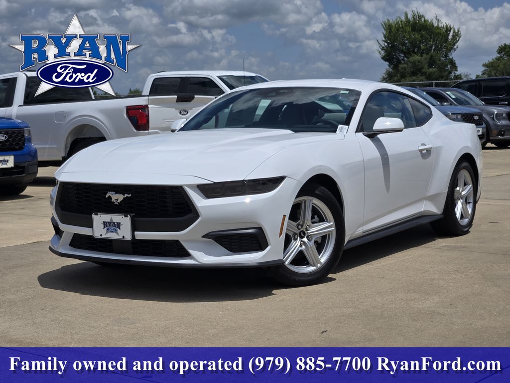 Oxford White 2026 Ford Mustang Coupe Rear-Wheel Drive Automatic