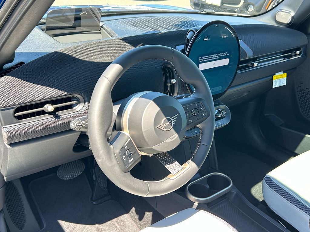 Thumbnail: 2025 MINI Cooper Hardtop - 13