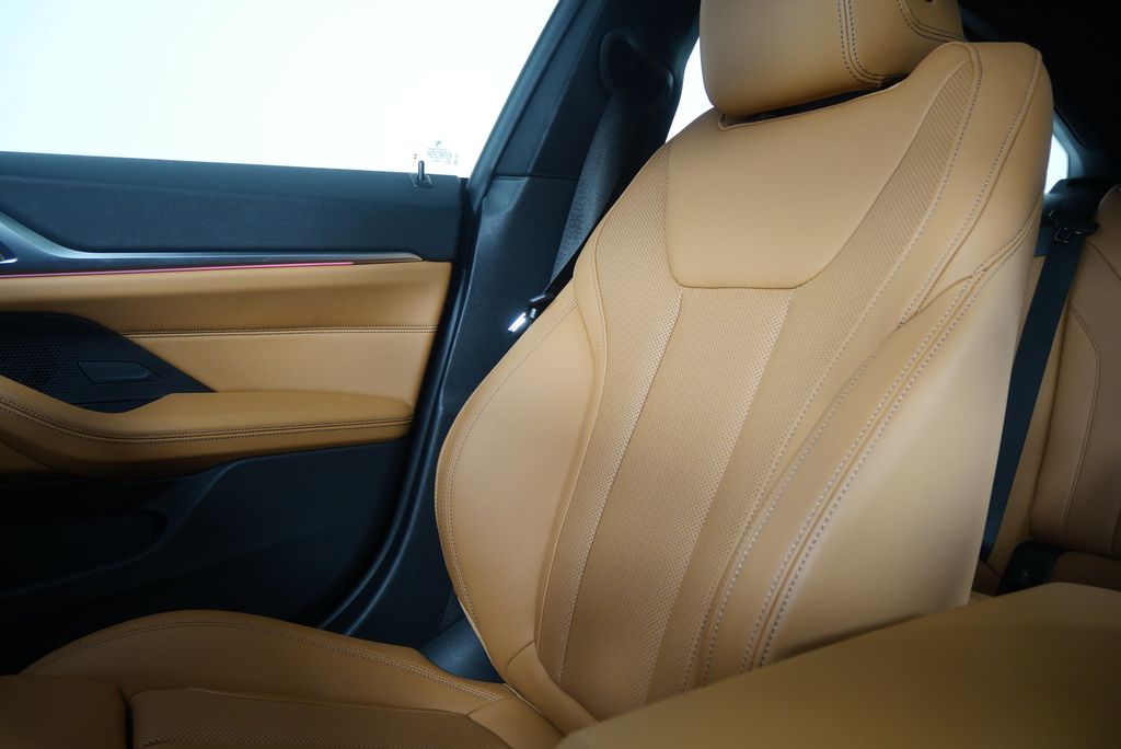 Thumbnail: 2024 BMW i4 - 29