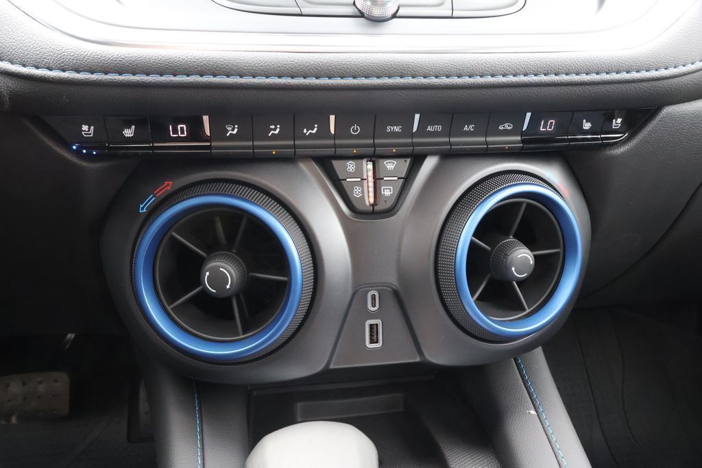 Thumbnail: 2026 Chevrolet Blazer - 30