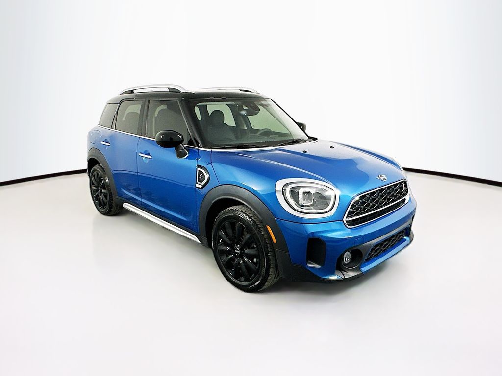 2024 MINI Cooper Countryman Iconic 3