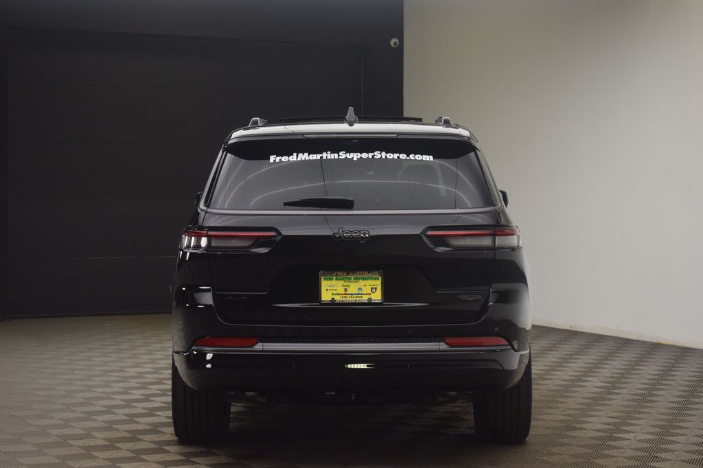 new 2026 Jeep Grand Cherokee L car, priced at $62,321