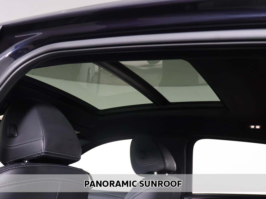 Used 2023 Black BMW xDrive30i image 4