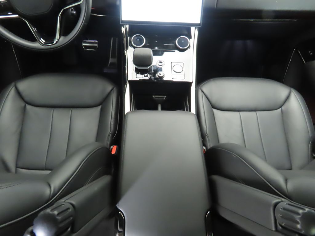 Thumbnail: 2023 Land Rover Range Rover Sport - 17