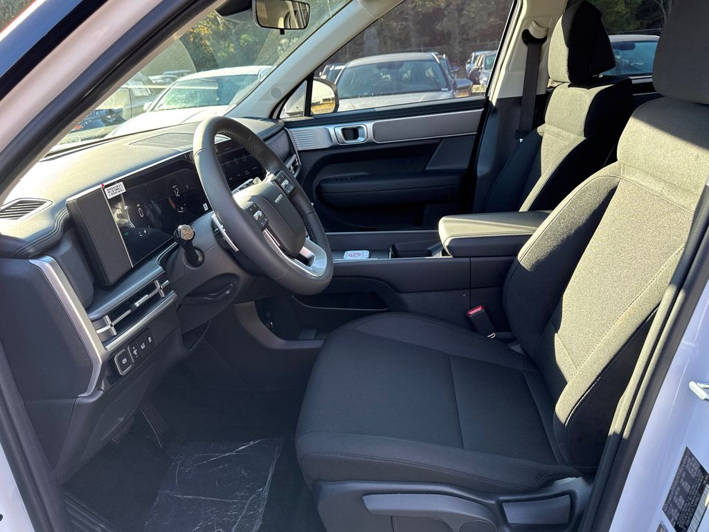 New 2026 White Hyundai SE image 9