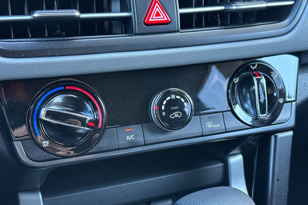 used 2026 Kia Seltos car, priced at $24,919