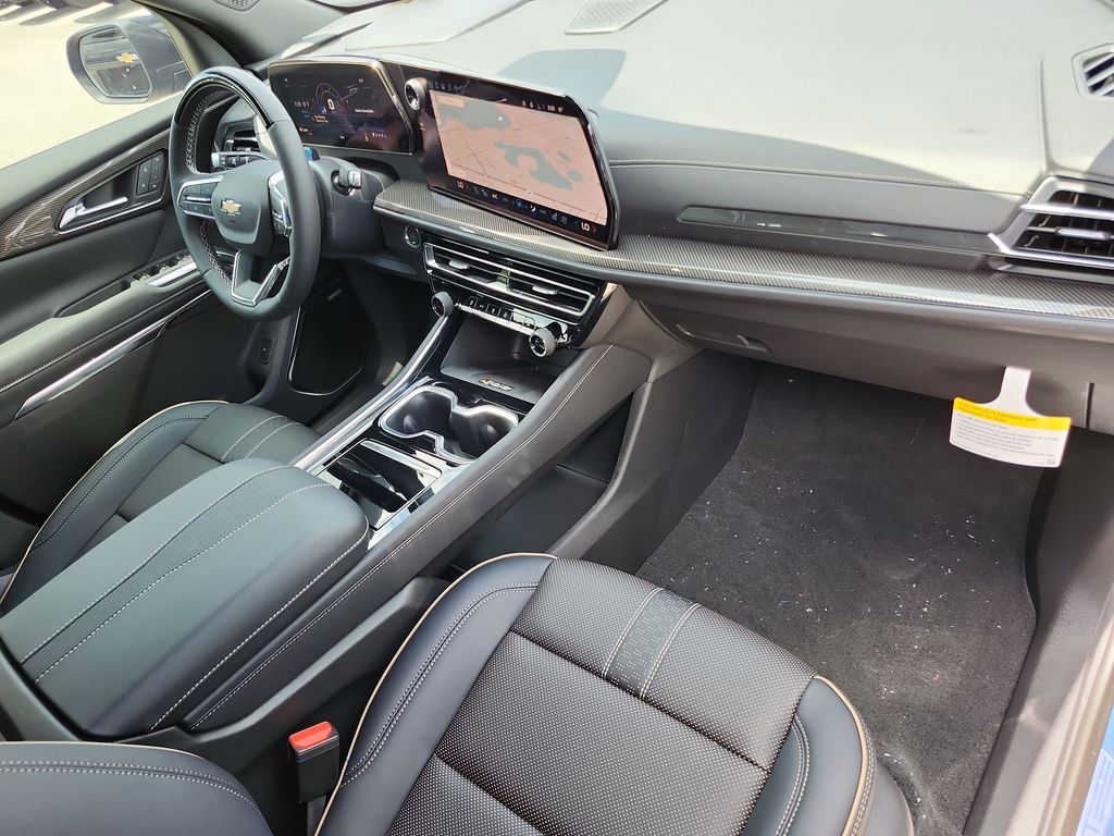 new 2026 Chevrolet Traverse car, priced at $53,995
