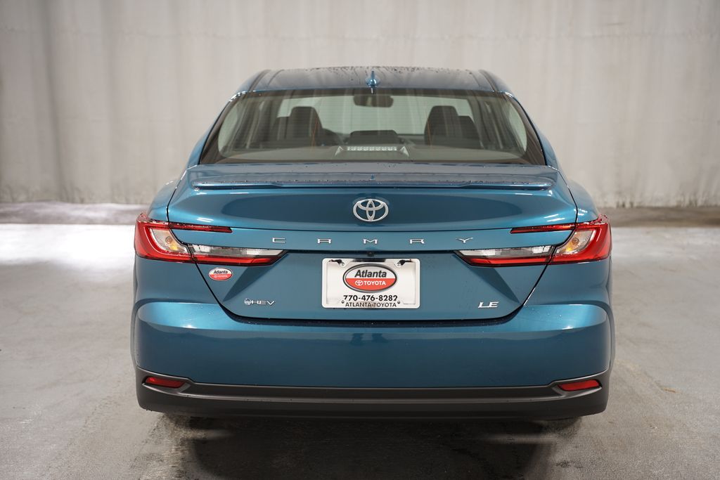 2025 Toyota Camry LE 7
