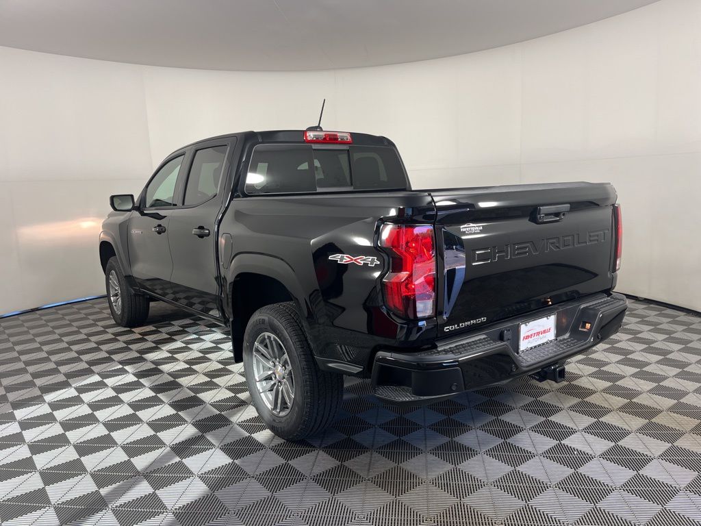 Thumbnail: 2026 Chevrolet Colorado - 3