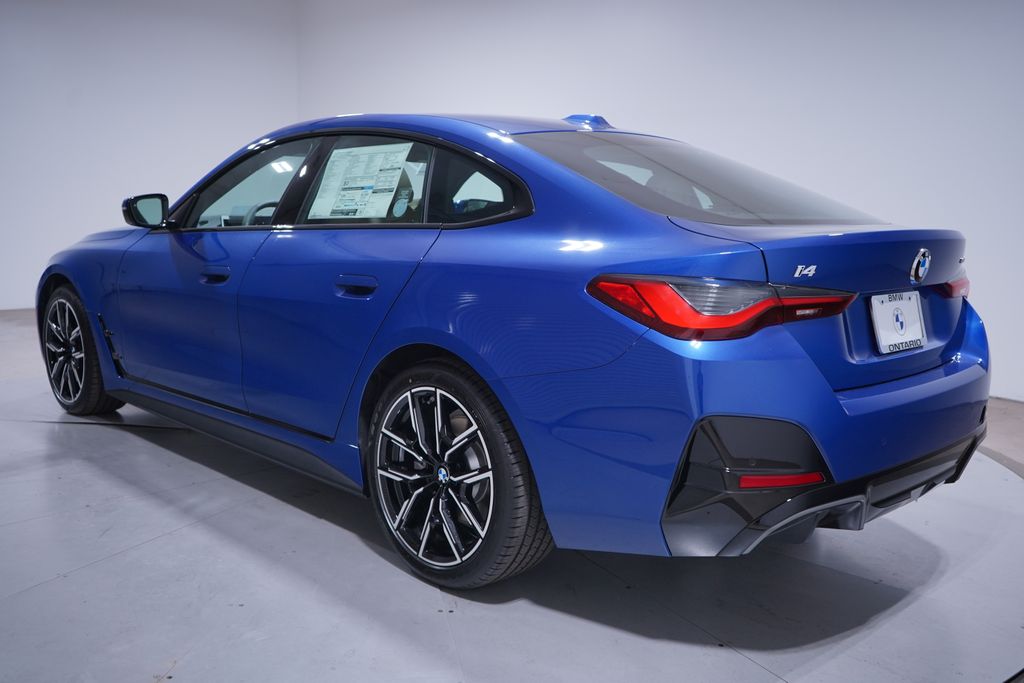 Thumbnail: 2026 BMW i4 - 3