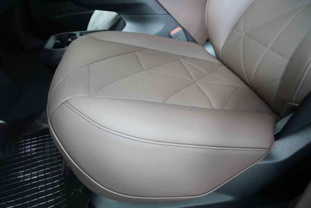 2026 BMW iX  10