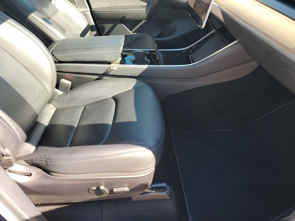Used Car 2020 Tesla Model Y  Performance For Sale Under $30,000 In Austin, Texas