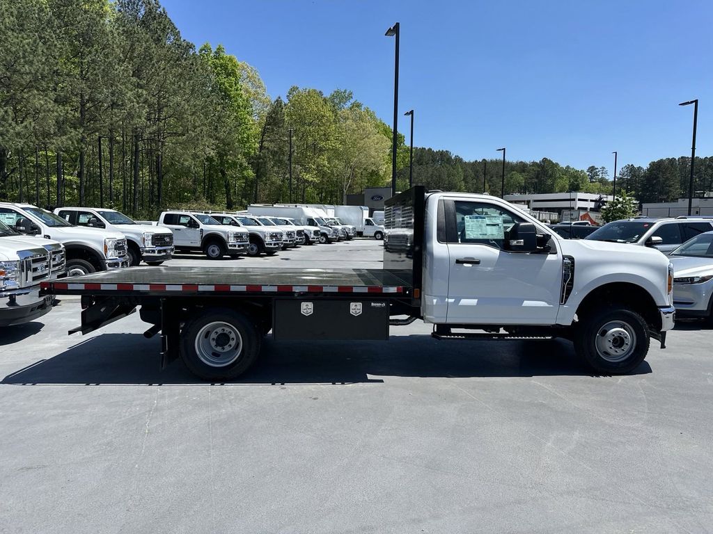 2023 Ford F-350SD XL 7