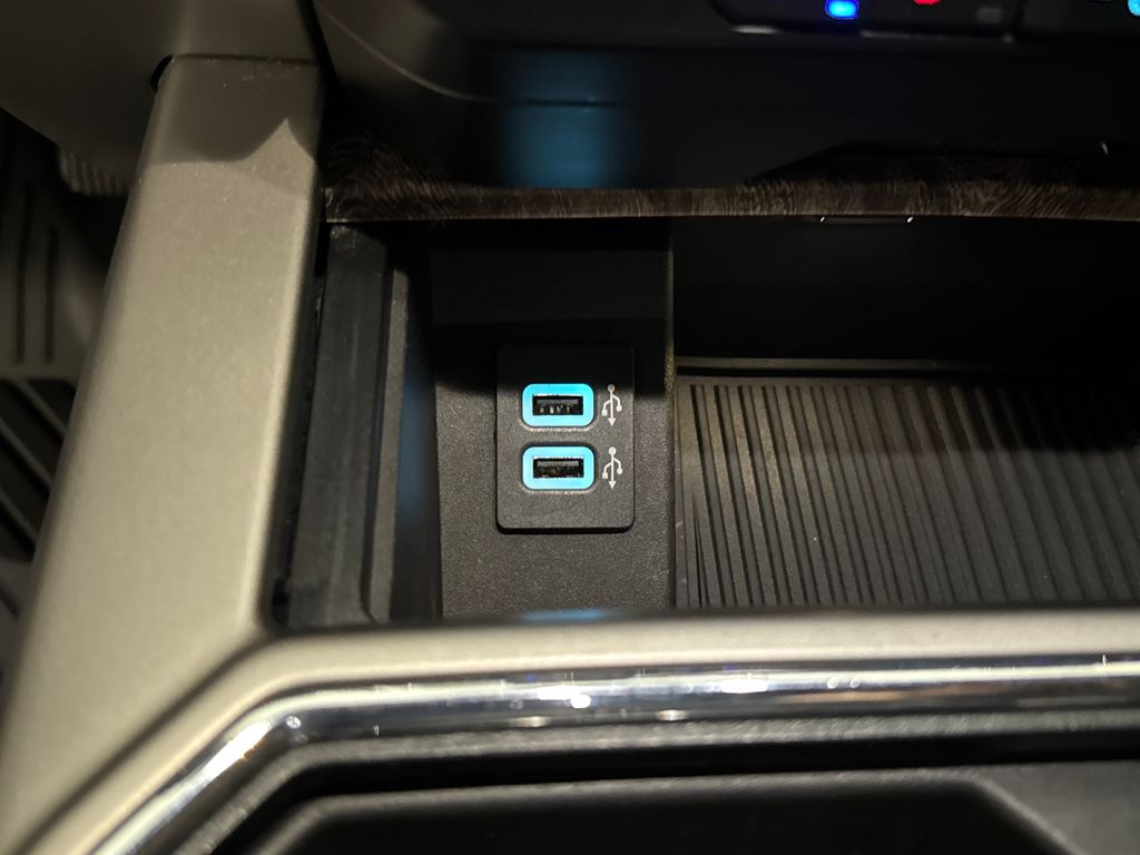 Certified Used 2018 Gray Ford Lariat image 30