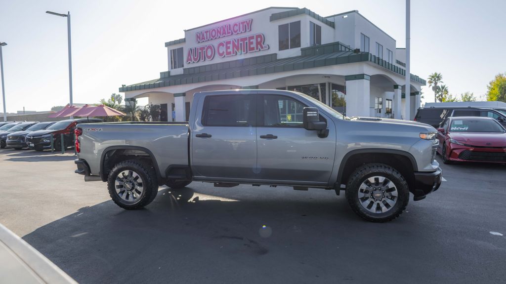 Used 2024 Chevrolet Silverado 2500HD Custom 4D Crew Cab