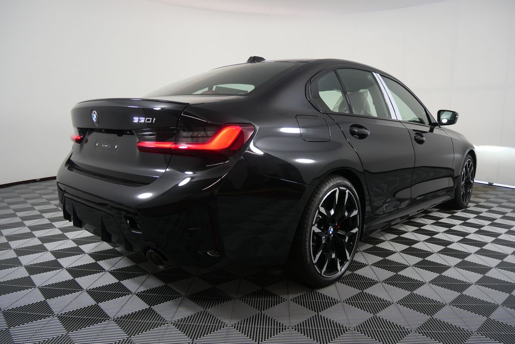 2025 BMW 3 Series 330i 3