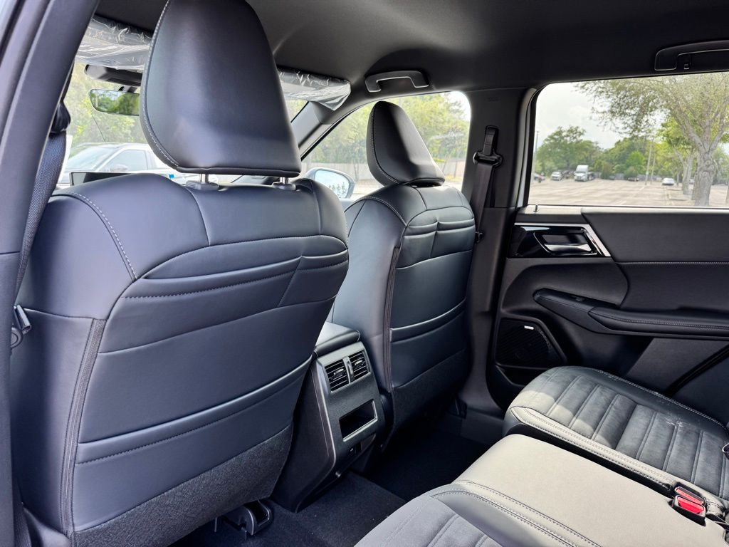 New 2026 Mitsubishi Outlander SUV