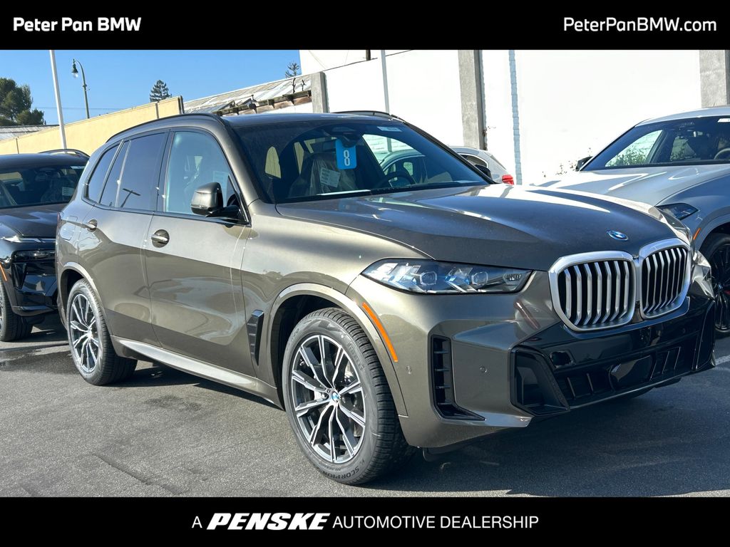 Thumbnail: 2026 BMW X5 - 1