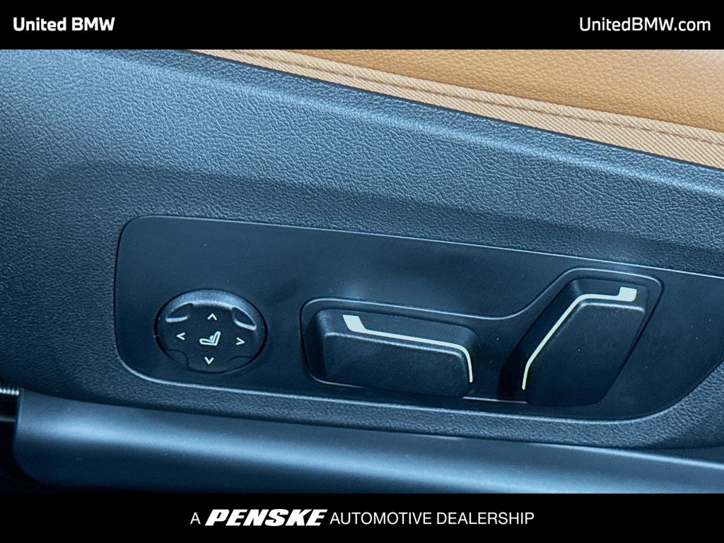 Thumbnail: 2026 BMW 4 Series - 4