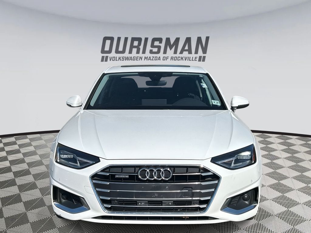 2022 Audi A4 40 Premium Plus photo