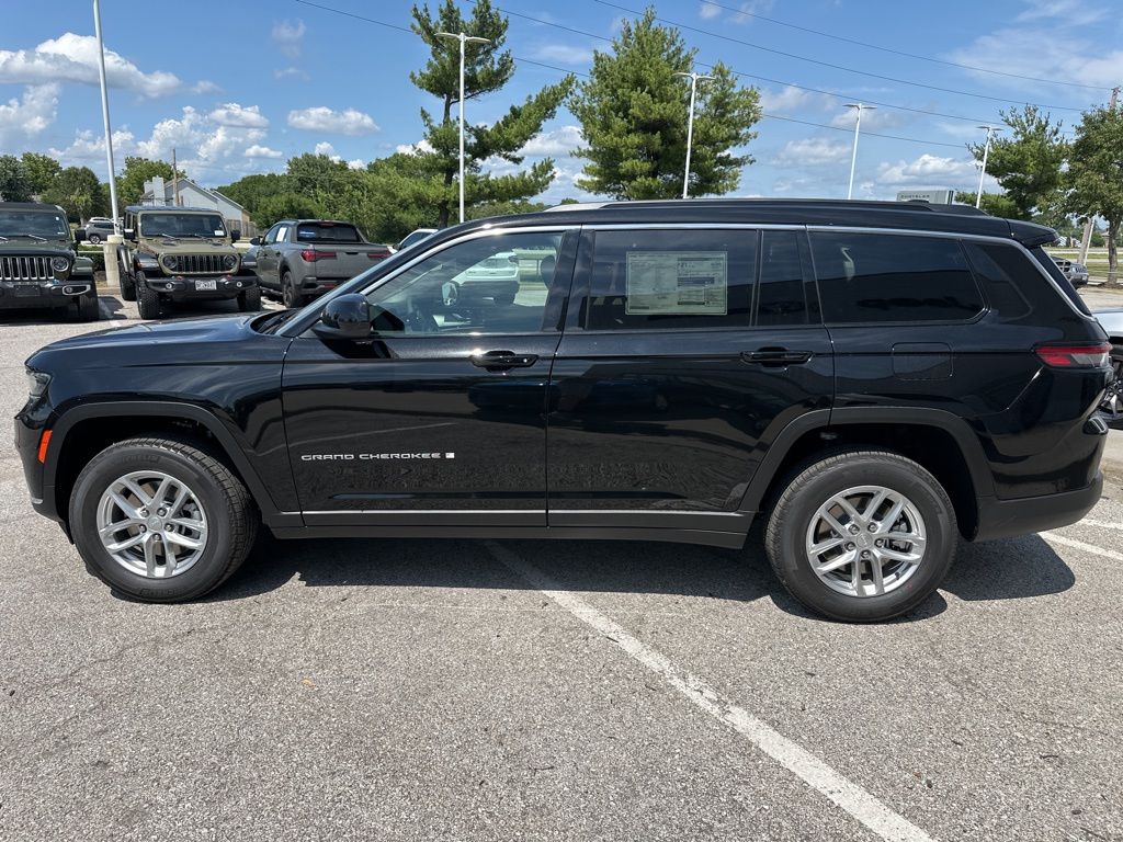 2025 Jeep Grand Cherokee L Laredo - Photo 18