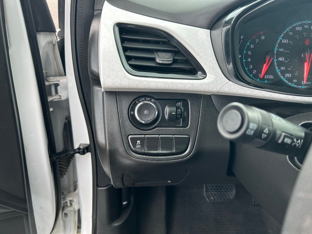 2016 Chevrolet Spark LT 16