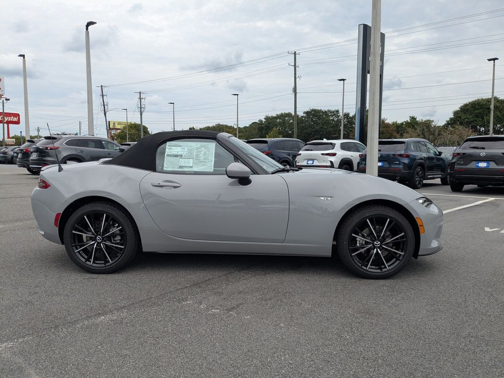 2025 Mazda MX-5 Miata Grand Touring