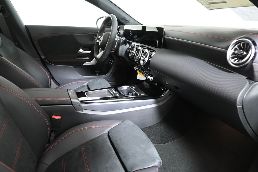 Thumbnail: 2026 Mercedes-Benz CLA - 21