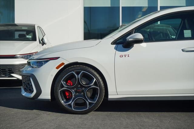 Thumbnail: 2026 Volkswagen Golf - 2